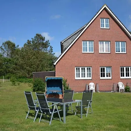 4 In Haus Pax Modern Retreat Hotel 3*